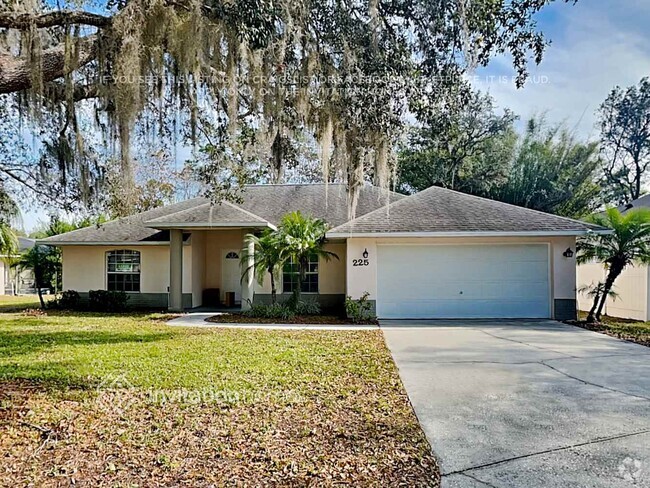 Building Photo - 225 Quiet Oak Ct Rental