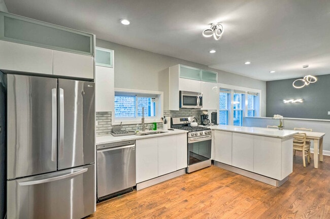 Photo - 7931 S Eberhart Ave Unidad ID1305916P