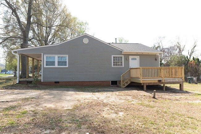 Photo - Updated 3 Bed 2 Bath Home in Greensboro