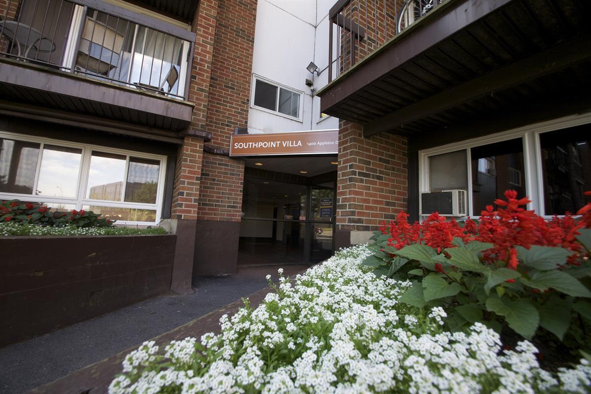 Photo - Southpoint Villa Apartments
