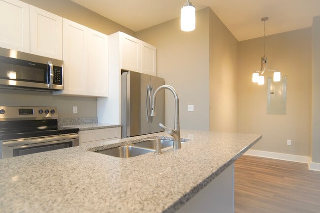 Photo - 34 US Oval Unidad 202