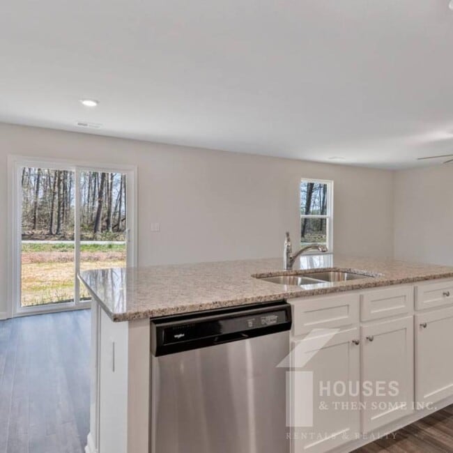 Photo - 4057 Reinfield Dr