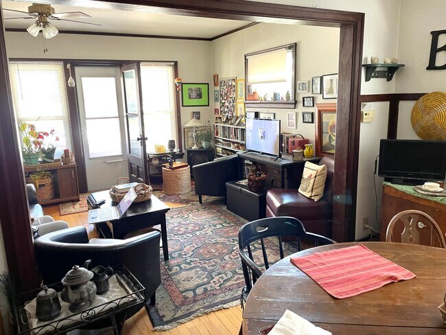 Photo - 112-114 Proudfit Street Unidad 114