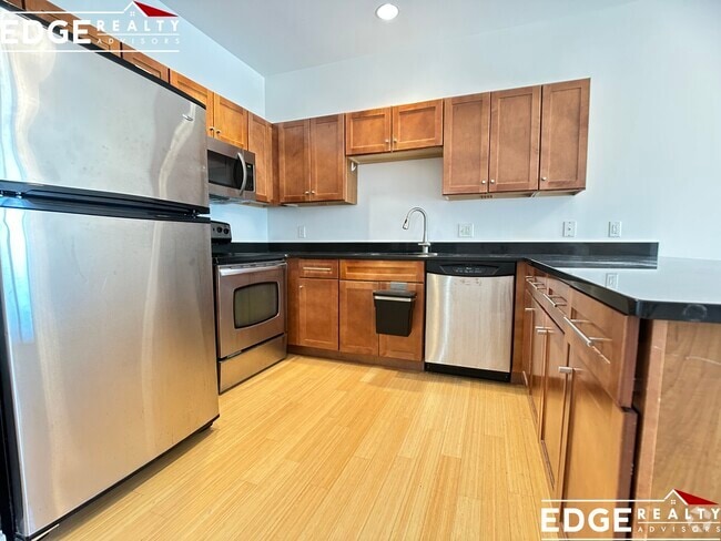 Building Photo - 99 Chestnut Hill Ave Unit 313 Rental