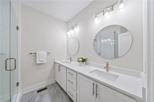 Photo - 1247 Zucchini Cir SE