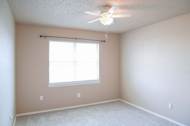 Photo - 9705 Abbeville Ave
