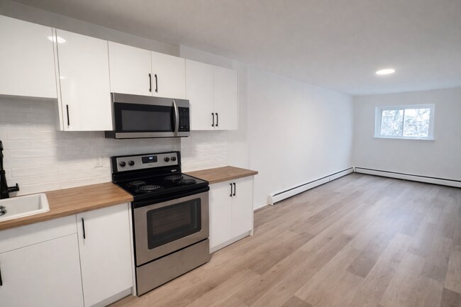 Photo - 187 Church St Unit 8