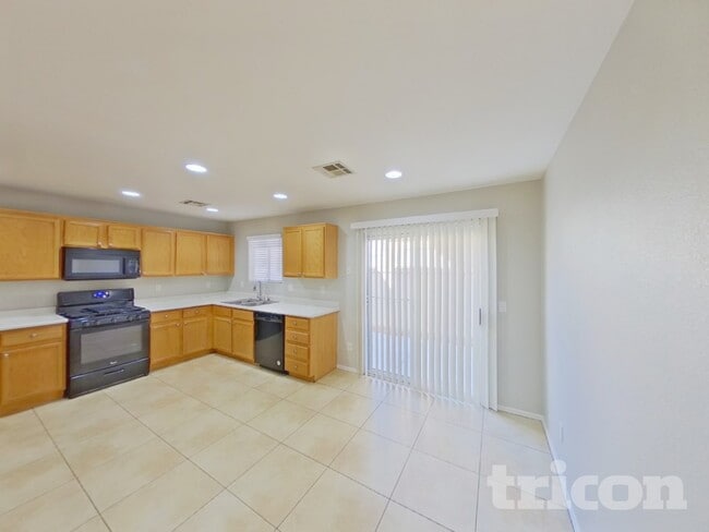 930 Monte De Oro Ave