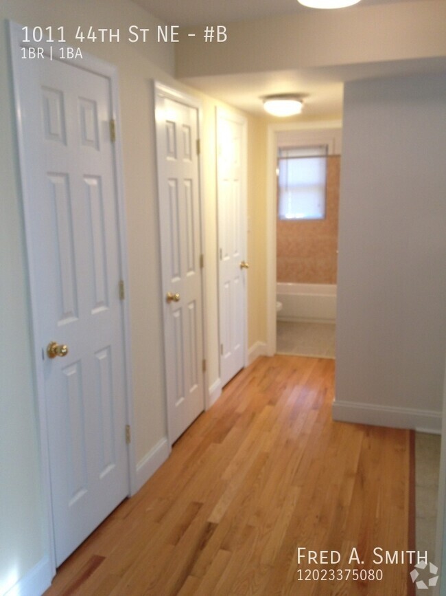 Building Photo - Deanwood One Bedroom Apartment Available Now! Unit #B