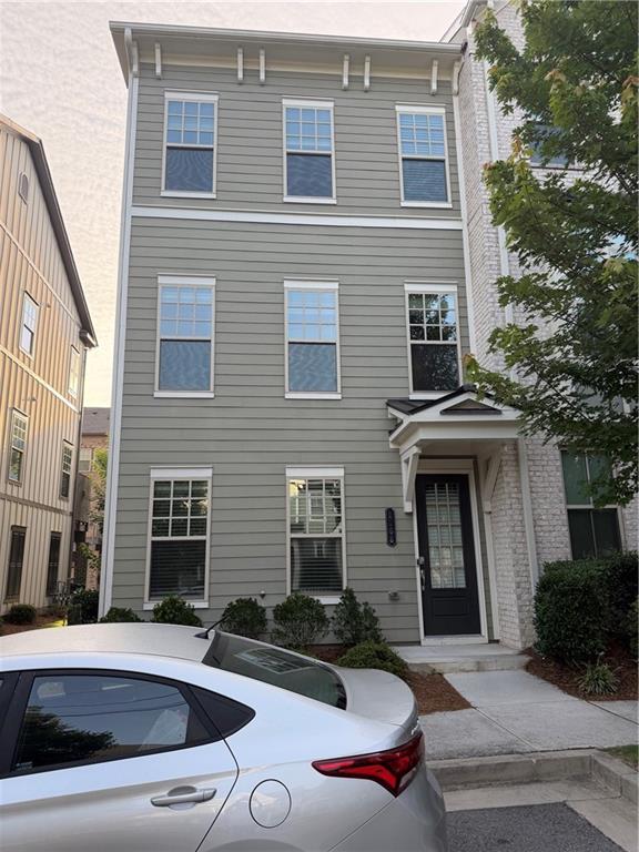 Photo - 2568 Morehead St