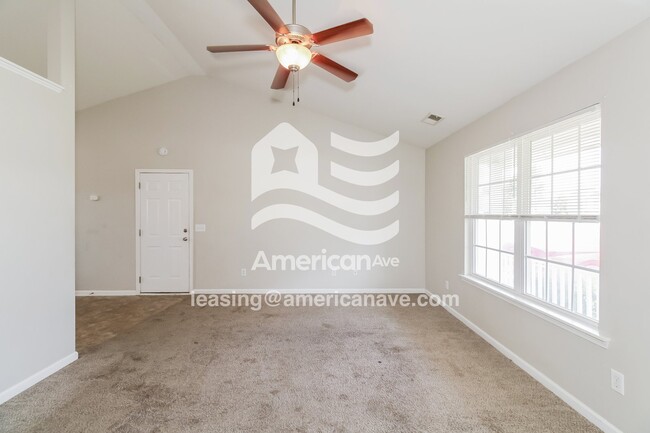 Photo - 7 Trenton Dr