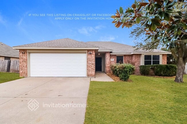 Building Photo - 944 Carlin Ln