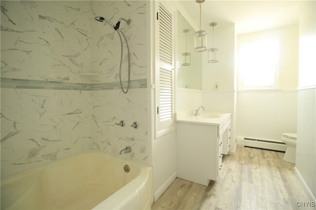 Building Photo - 301 Thompson Blvd Rental