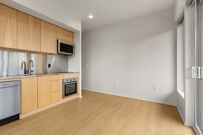 Photo - 7480 N Delaware Ave Unit 104