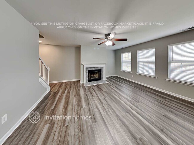 Photo - 216 Pebblestone Dr