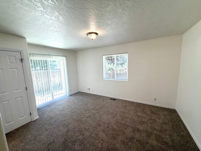 Photo - 16672 Shaw Pine Ct