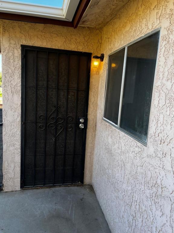 Photo - 42737 42nd St W