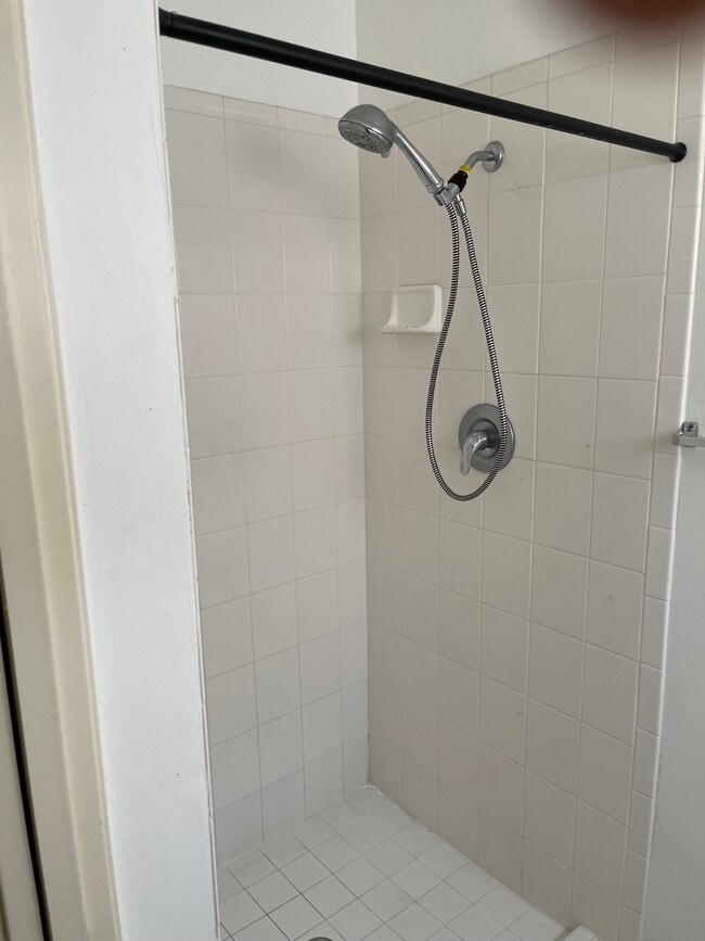 Photo - 1830 Salisbury Dr