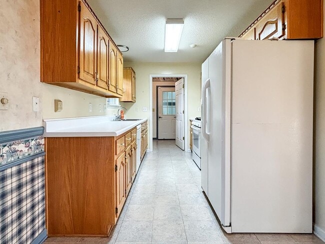 Photo - 1252 Cook Rd