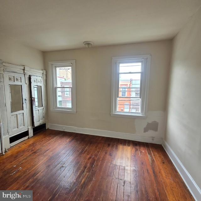 Photo - 3106 Emerald St