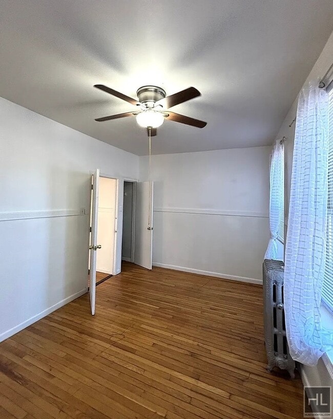 Photo - 3BR 1BA Top Floor Brick Townhouse w/ Commu... Unit 2