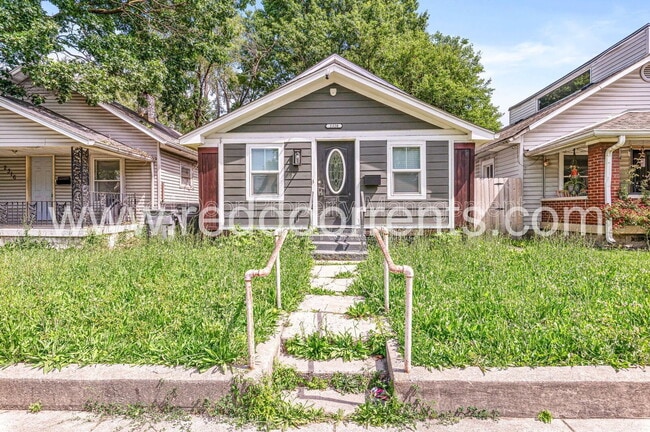 Photo - 2320 Spann Ave