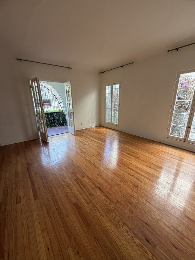 Sala de estar 102 - 1482 S Shenandoah St