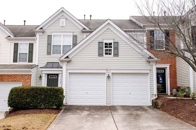 Lovely 3BR Townhouse in NW Raleigh! Availa... - Lovely 3BR Townhouse in NW Raleigh! Availa...