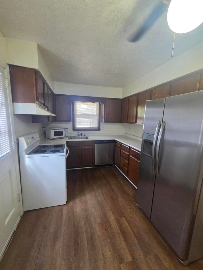 Photo - 637 Eureka Springs Dr