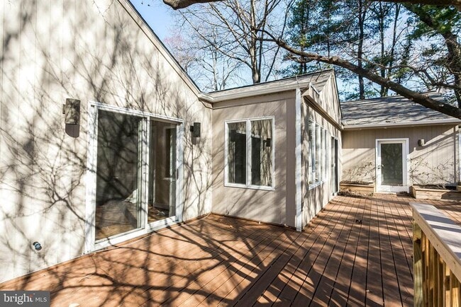 Photo - 1103 Rolandvue Rd