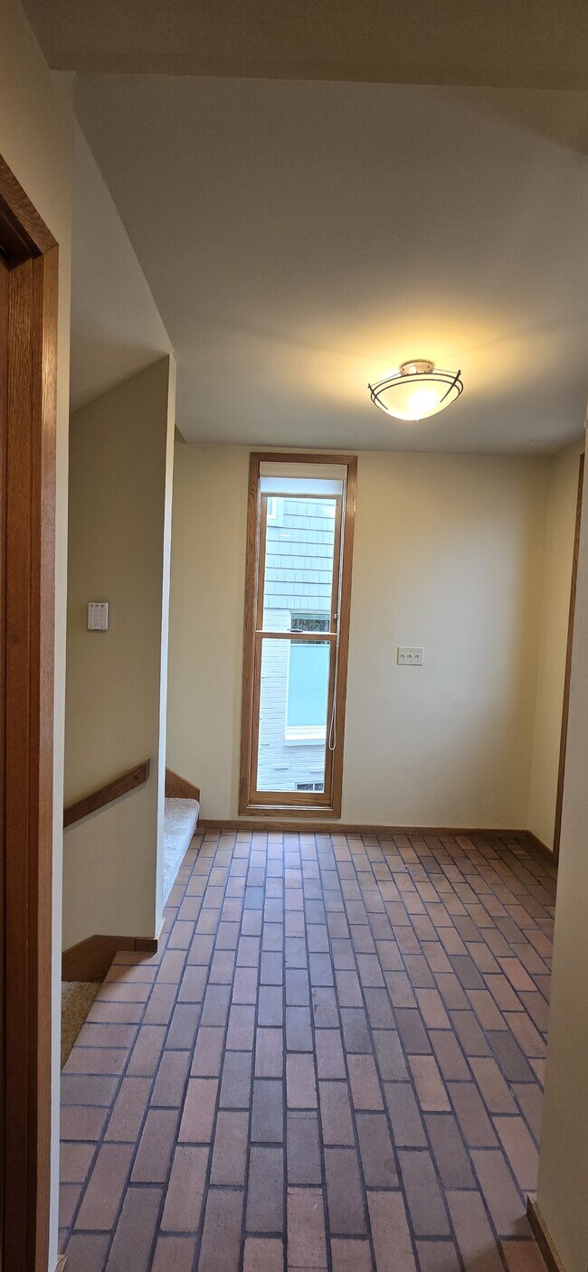 Photo - 3033 W Viewmont Wy W