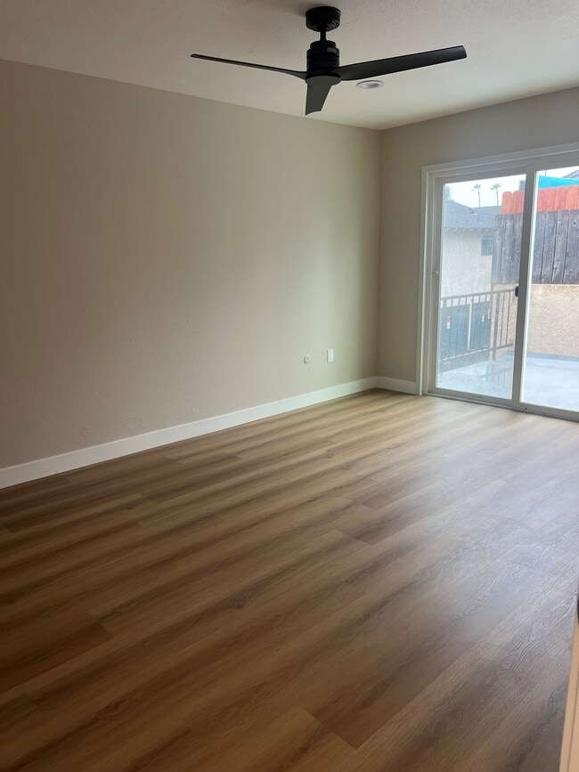 Bedroom 1 - 2059 S Nautical St Apartamentos