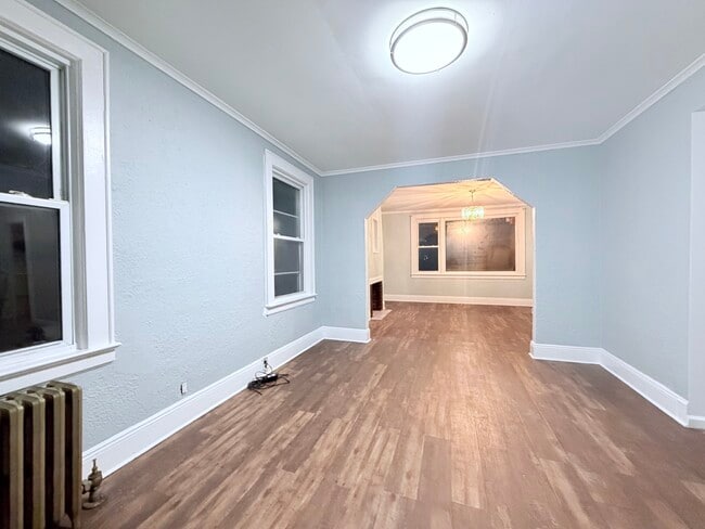 Building Photo - 75 Mount Prospect Ave Unit 2