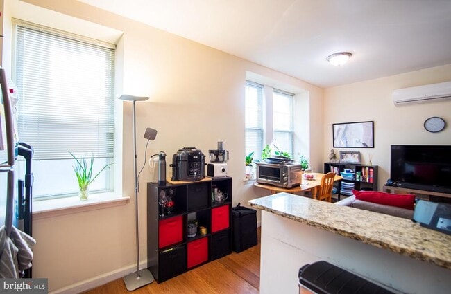 Photo - 1501 W Allegheny Ave Unit 201