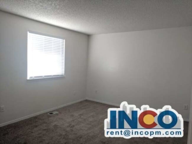 Photo - 14800 E 43rd Ave