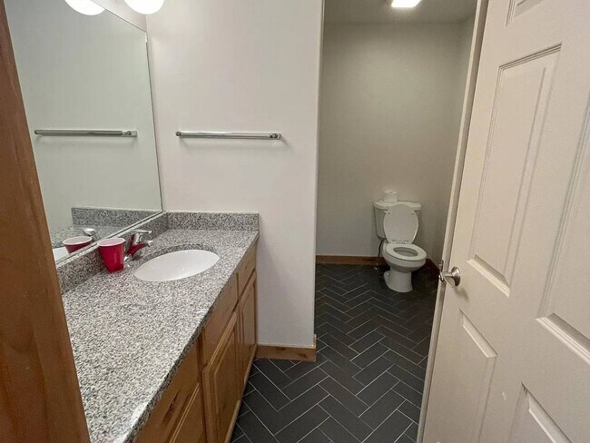 Photo - 244 S Cottonwood