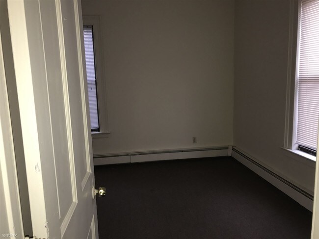 Photo - 1 br, 1 bath Apartment - 38 Congress St 101 -