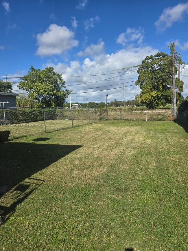 Photo - 914 NW 15th St Unit 0