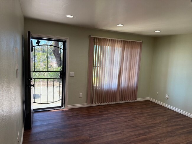 Photo - Remodeled Spring Valley Townhome