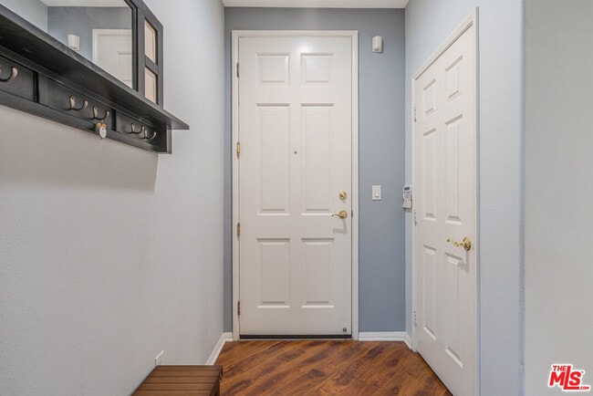 Photo - 12963 W Runway Rd Unit 221