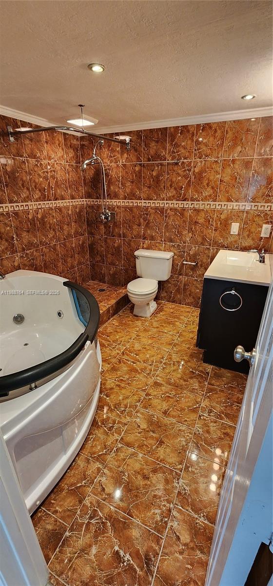 Photo - 18810 NW 57th Ave Unidad 212