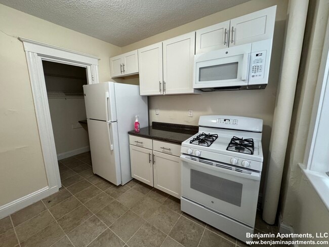 Photo - 5 Barrows St Unit 4a