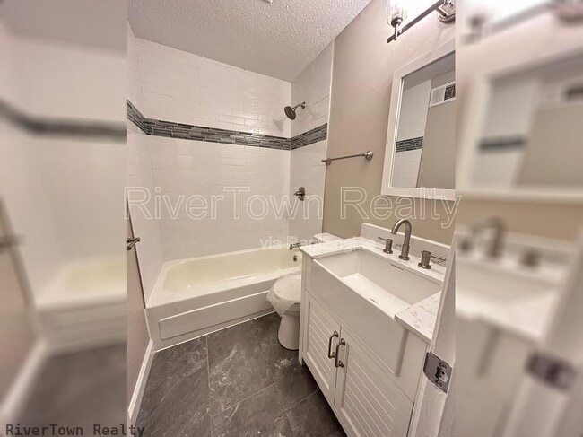 Photo - 1176 Railton Rd