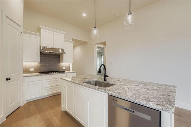 Photo - 838 Stone Grv Rd