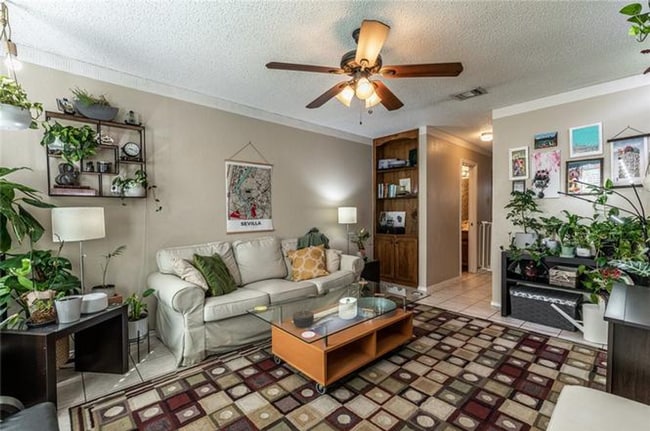 Photo - 2 Bd / 2 Ba Townhome Minutes Away From Cam...