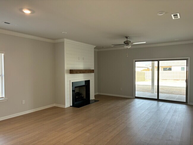 Photo - 311 Allene Wy