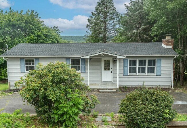 Photo - 3633 Ashley Ct