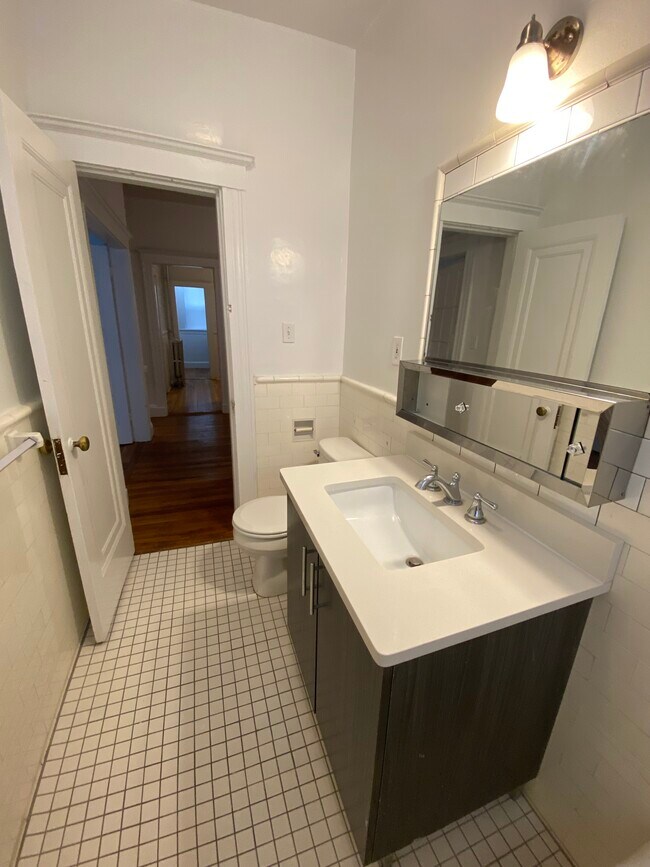 Photo - 80 Winchester St Unit 80 Winchester street 2