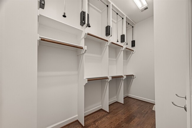Photo - 2907 Argonne St