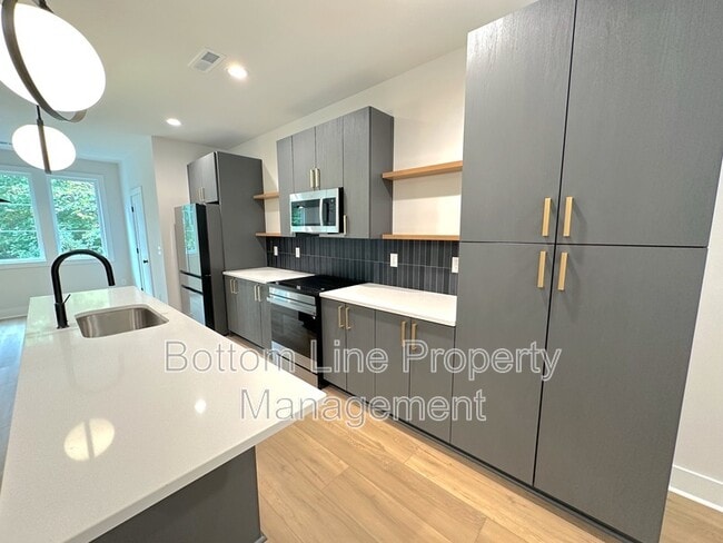 Photo - 1354 Briar Creek Rd